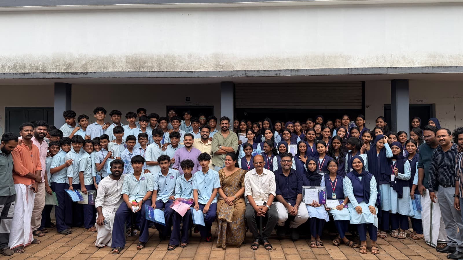 Hello 2 AI session at RMHSS Melattur, Malappuram